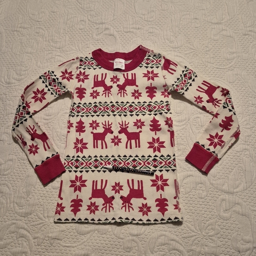 Hanna Andersson pajama top size 110 or US 5 Deer Deer pajama top couple marks